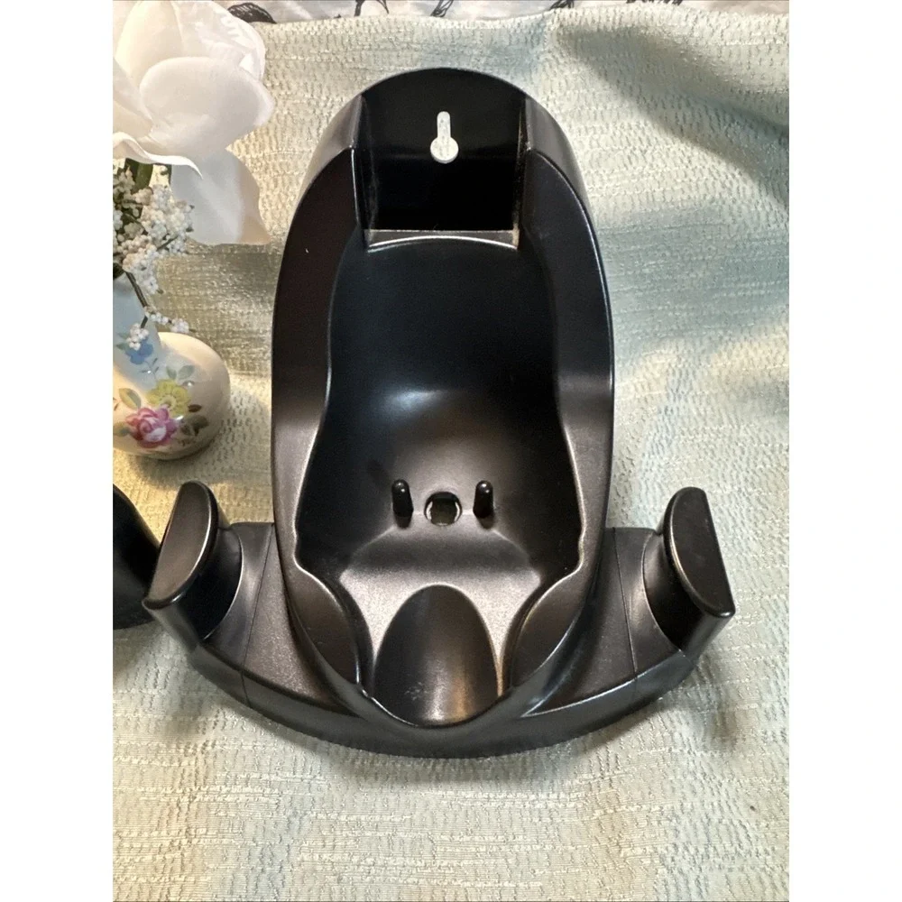 Shark Cordless Pet Perfect II Charging Base And Crevice Tool Attachment